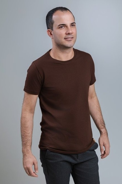Camiseta Básica Marron EP 10 Anos