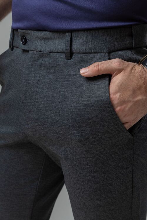 Calça em Alfaiataria de Malha