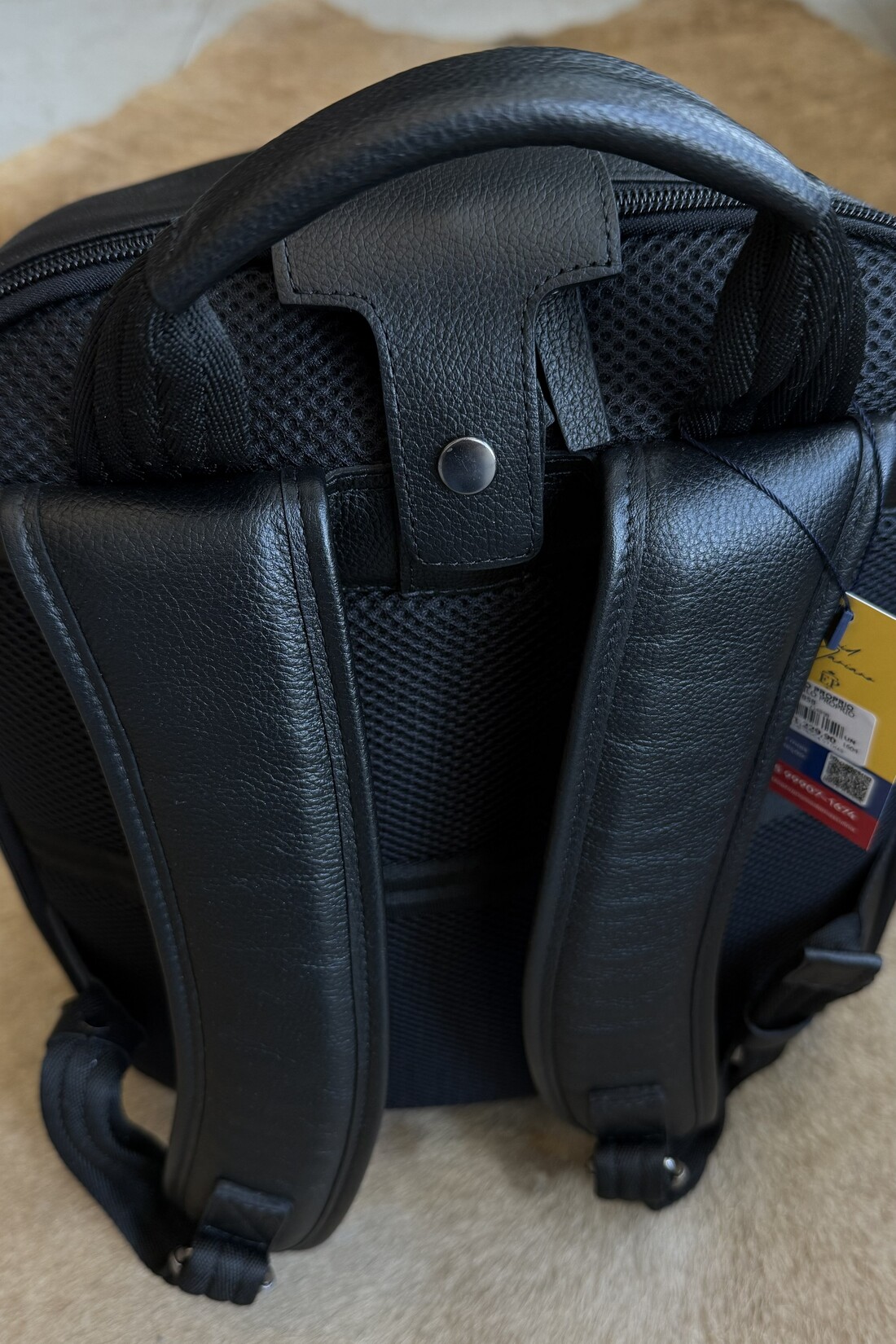 Mochila 100% em Couro Preta