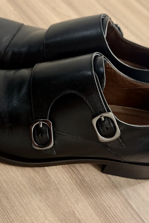 Monk Strap Marrom e Preto
